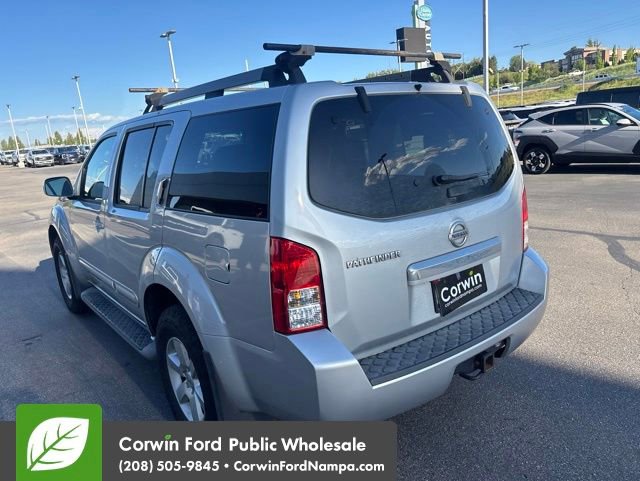Used 2012 Nissan Pathfinder SV AWD/4WD image 6