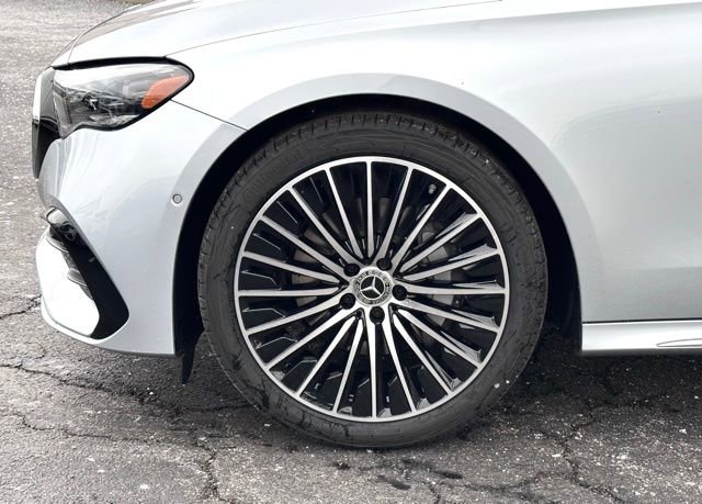 New 2026 Mercedes-Benz E 350 4MATIC Sedan image 7