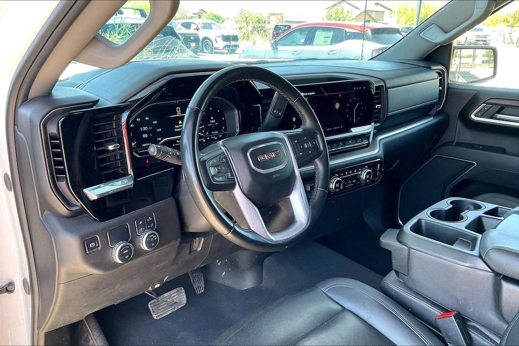 Used 2025 GMC Sierra 1500 SLT RWD image 13