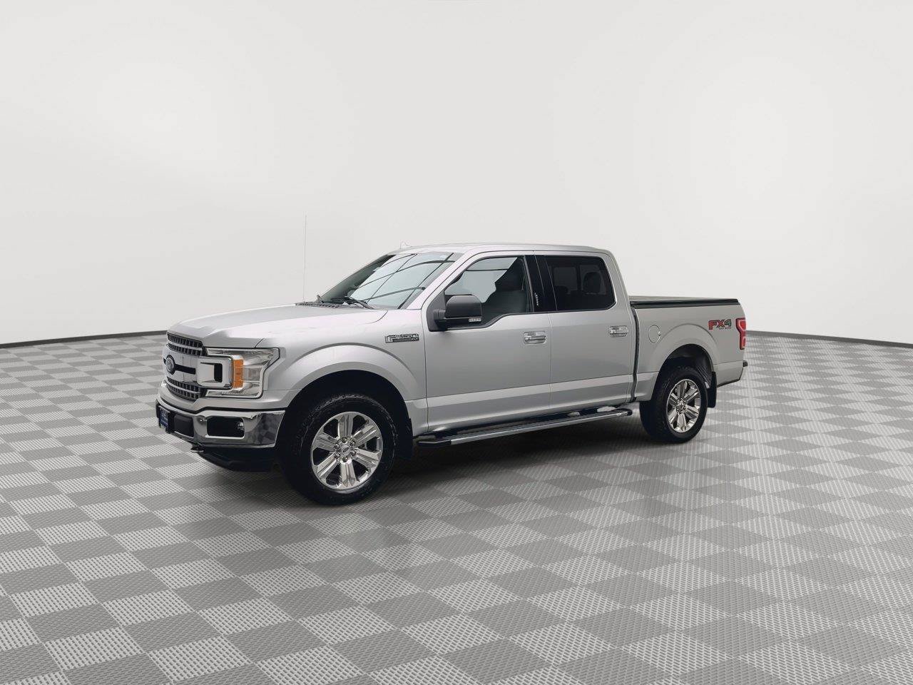 Certified 2018 Ford F150 XLT w/ Equipment Group 302A Luxury AWD/4WD image 38