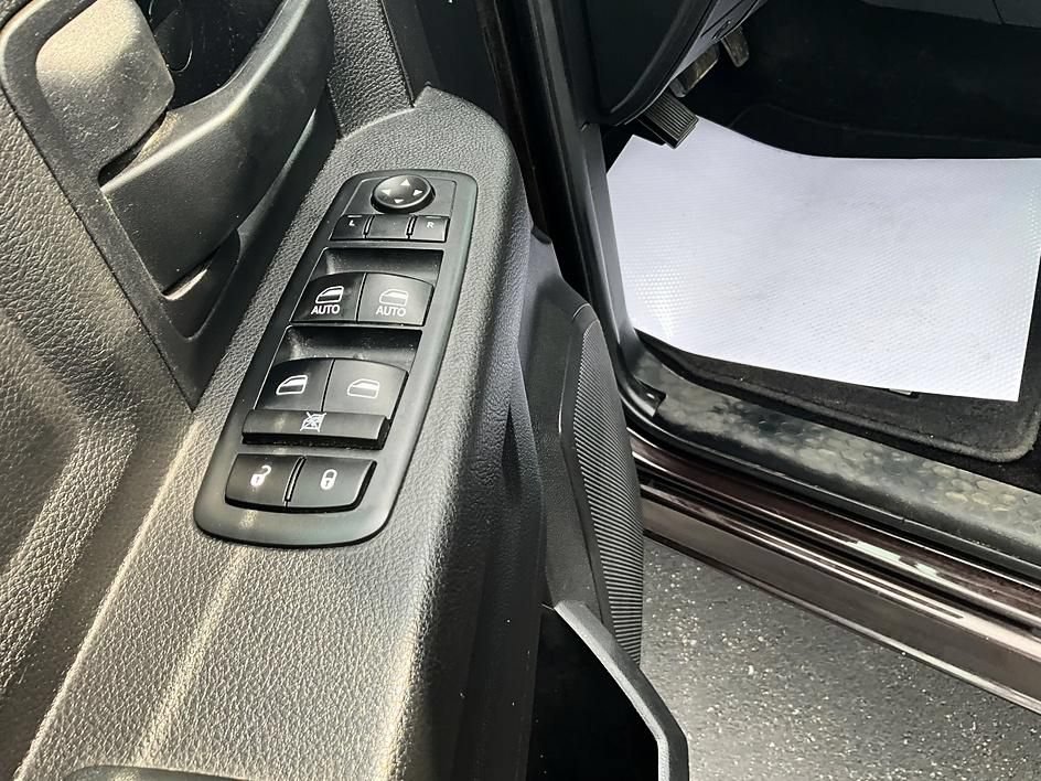 Used 2017 RAM 2500 Tradesman w/ Chrome Appearance Group AWD/4WD image 14