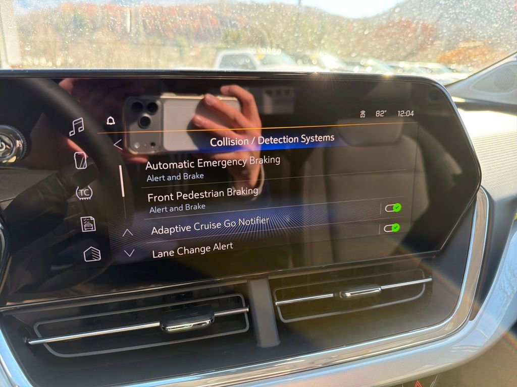 New 2025 Chevrolet Trax LT w/ Driver Confidence Package image 20