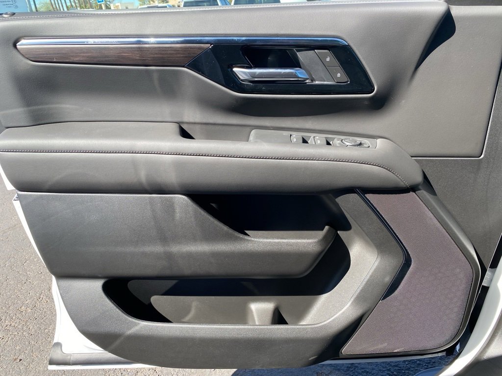 New 2026 Chevrolet Tahoe LS image 31