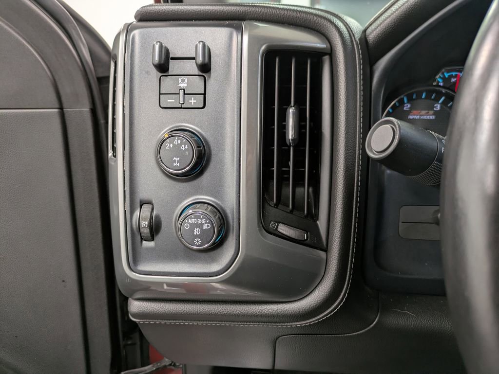 Used 2015 Chevrolet Silverado 2500 LTZ w/ Duramax Plus Package AWD/4WD image 22