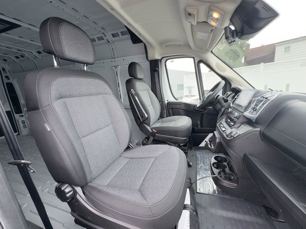 Used 2025 RAM ProMaster 3500 w/ Quick Order Package 22G SLT image 18