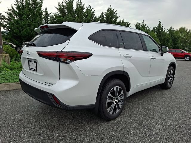 New 2026 Toyota Highlander XLE AWD/4WD image 4