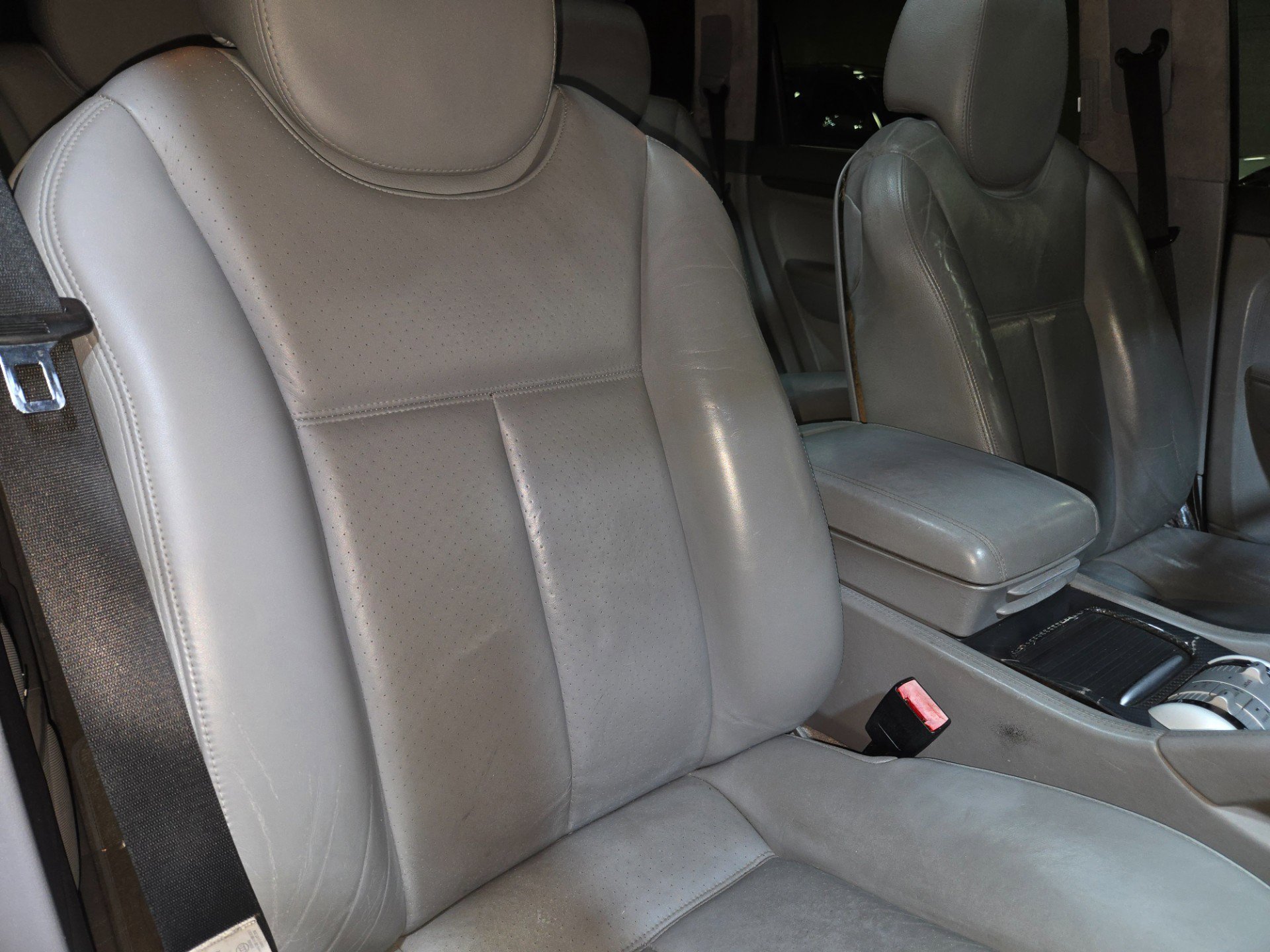 Used 2008 Porsche Cayenne Turbo AWD/4WD image 54