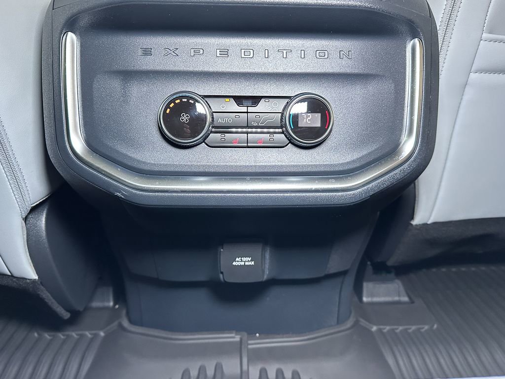 New 2026 Ford Expedition Platinum image 31