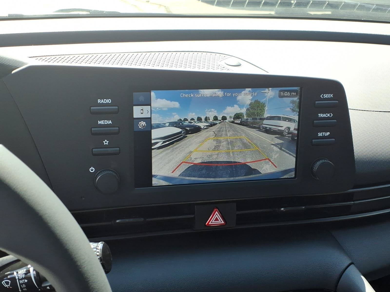 New 2026 Hyundai Elantra SEL Sport FWD image 16