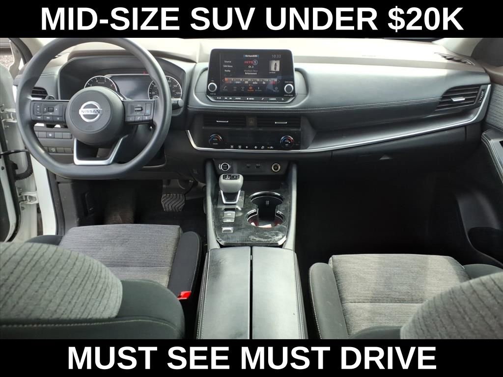 Used 2023 Nissan Rogue SV image 30