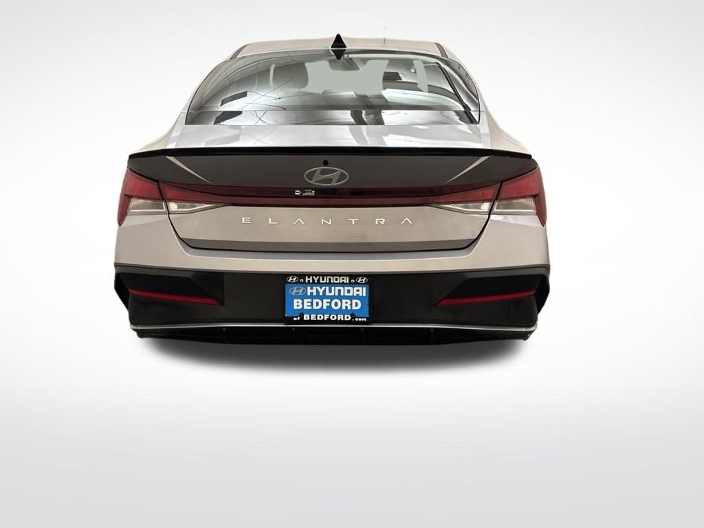 Certified 2026 Hyundai Elantra Sport FWD image 6