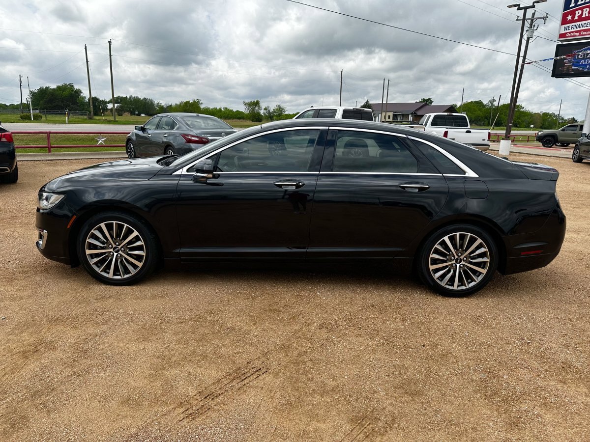Used 2019 Lincoln MKZ Premiere image 10