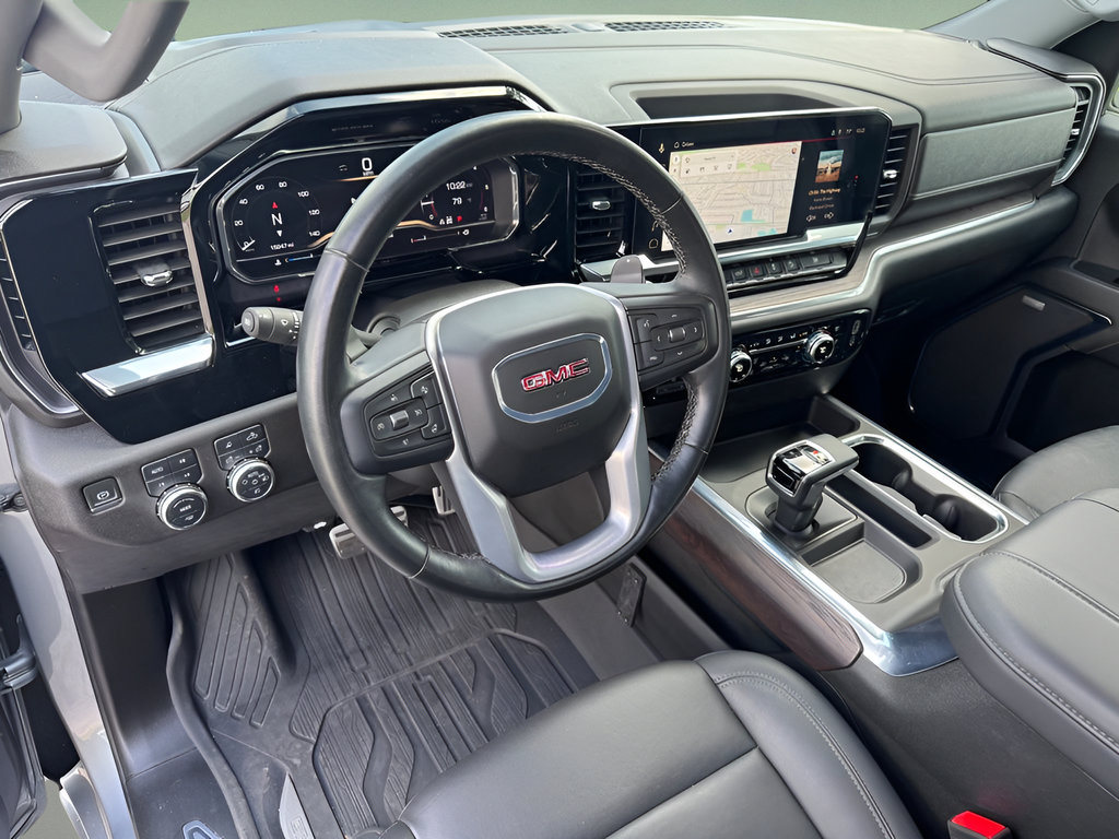 Used 2024 GMC Sierra 1500 SLT w/ SLT Premium Plus Package AWD/4WD image 23