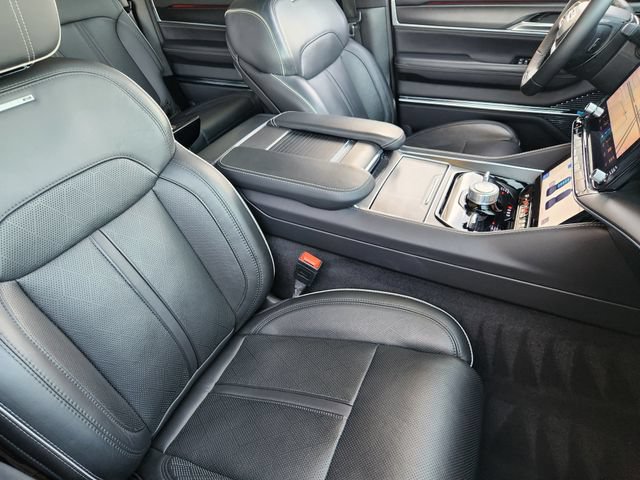 Certified 2024 Jeep Grand Wagoneer L Series II w/ Quick Order Packagew 28T AWD/4WD image 13