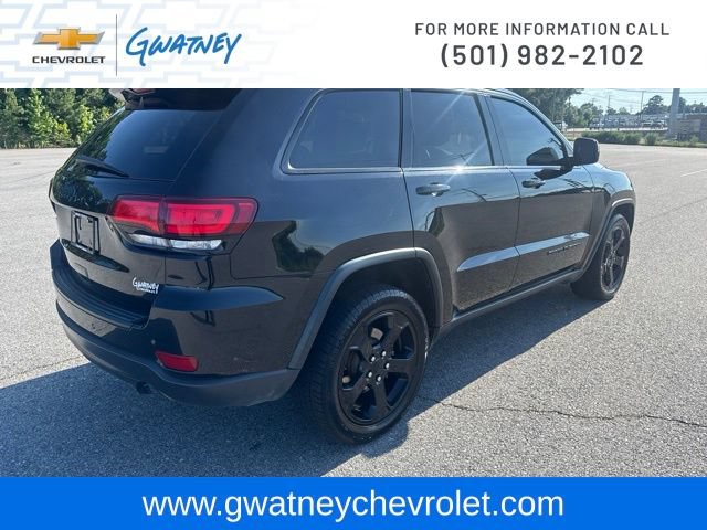Used 2019 Jeep Grand Cherokee Laredo AWD/4WD image 5