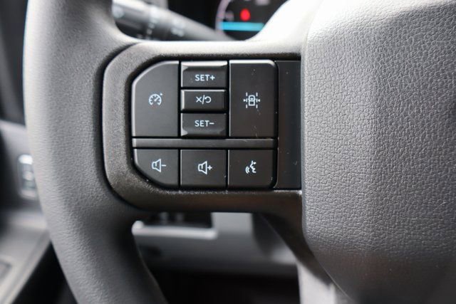 New 2026 Ford F550 4x4 Supercab Super Duty image 24