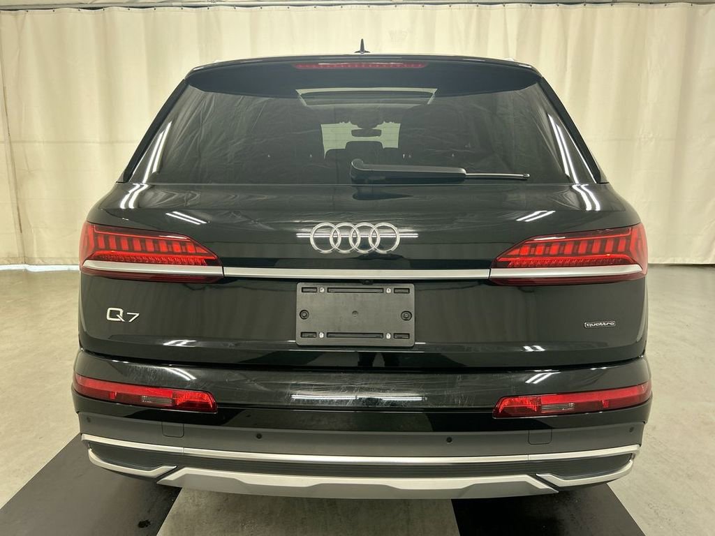 Used 2023 Audi Q7 2.0T Premium w/ Convenience Package image 9