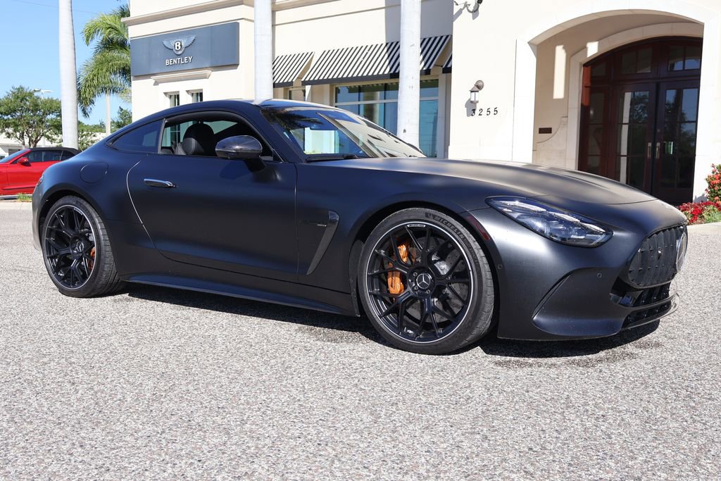 Used 2024 Mercedes-Benz AMG GT 63 image 3