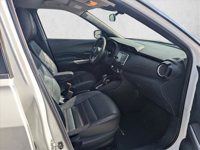 Used 2020 Nissan Kicks SR w/ SR Premium Package FWD image 19