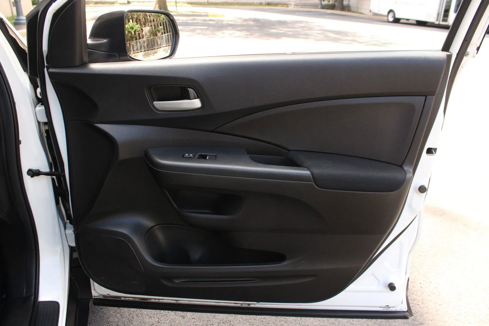 Used 2016 Honda CR-V SE image 29