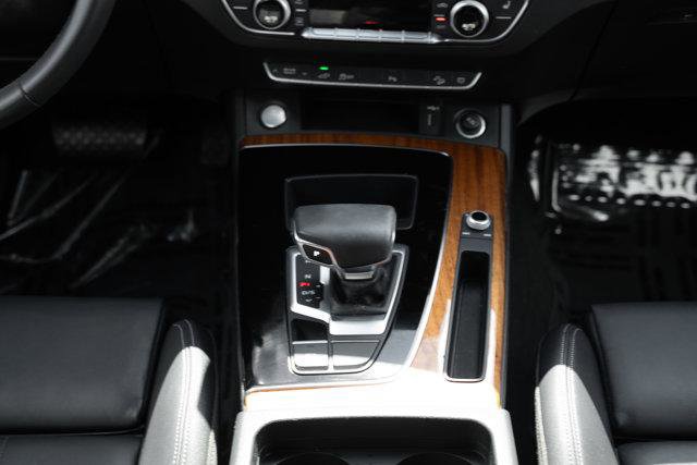 Certified 2023 Audi Q5 e Premium w/ Convenience Package image 16