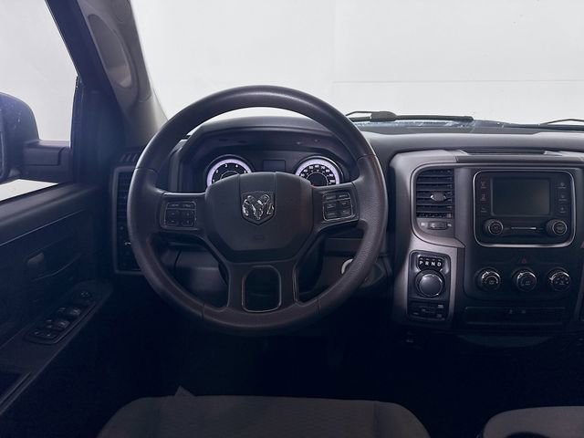 Used 2018 RAM 1500 Express w/ Black Ram 1500 Express Group AWD/4WD image 22