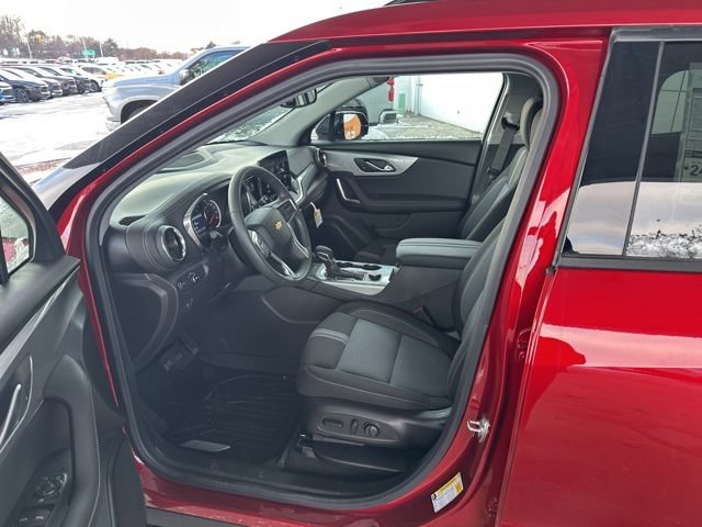 New 2026 Chevrolet Blazer LT w/ Convenience Package AWD/4WD image 14