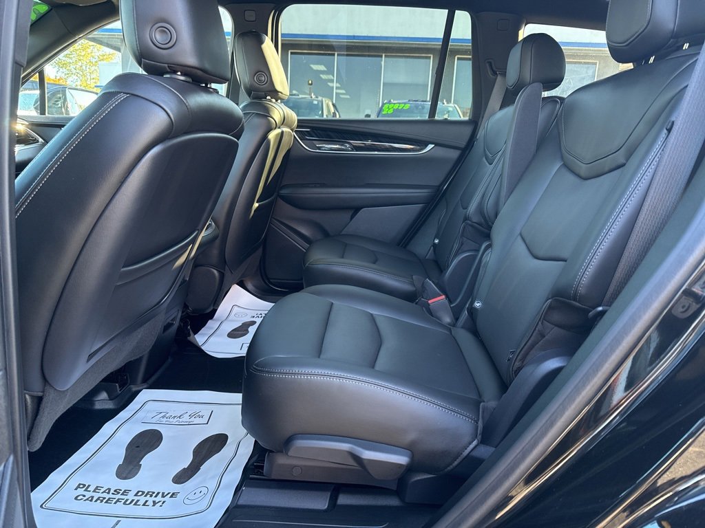 Used 2021 Cadillac XT6 Premium Luxury image 7