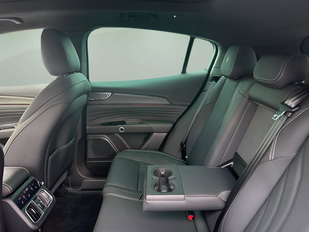New 2025 Maserati Grecale Modena image 32