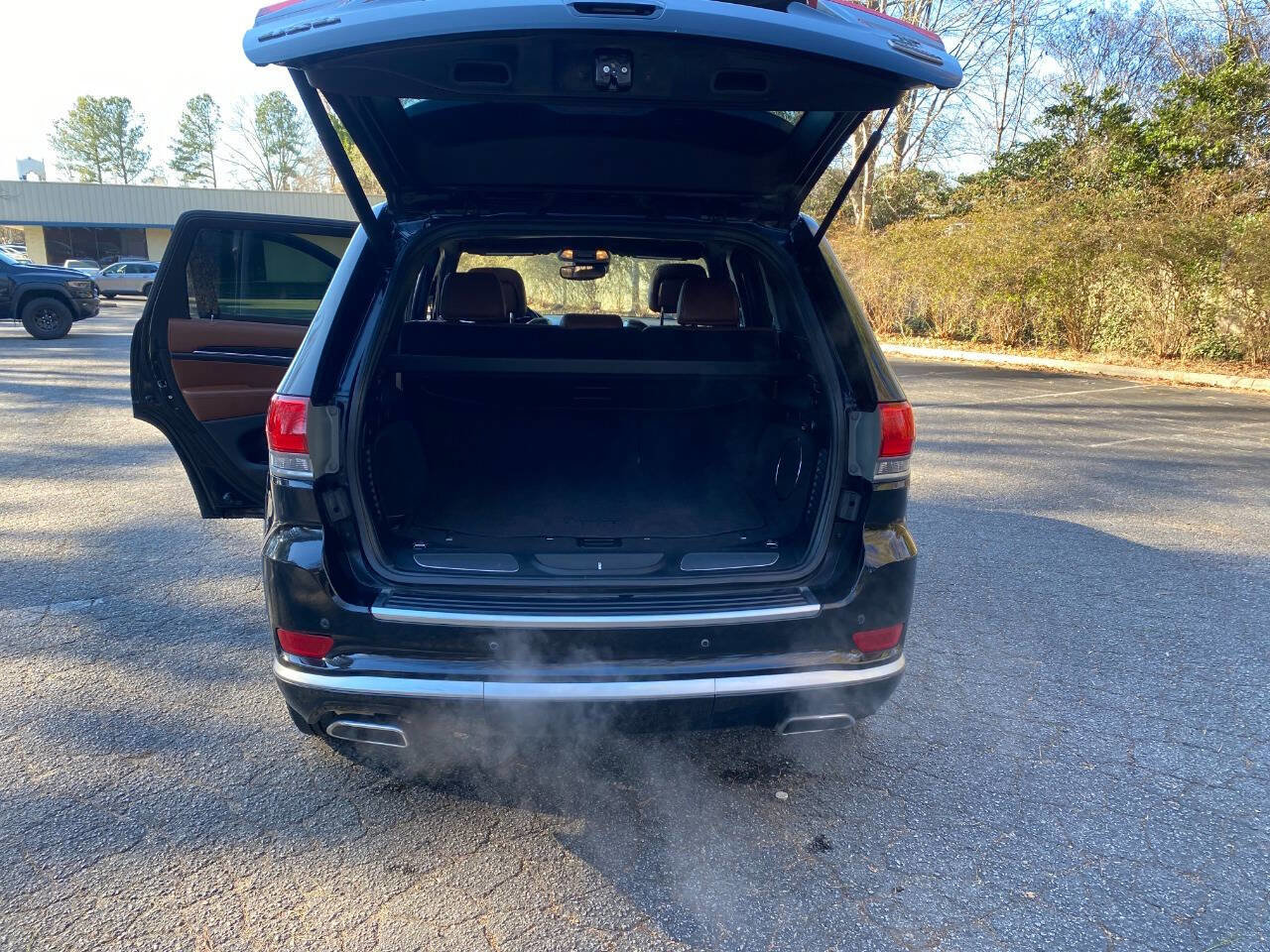 Used 2017 Jeep Grand Cherokee Summit w/ Platinum Series Group image 65