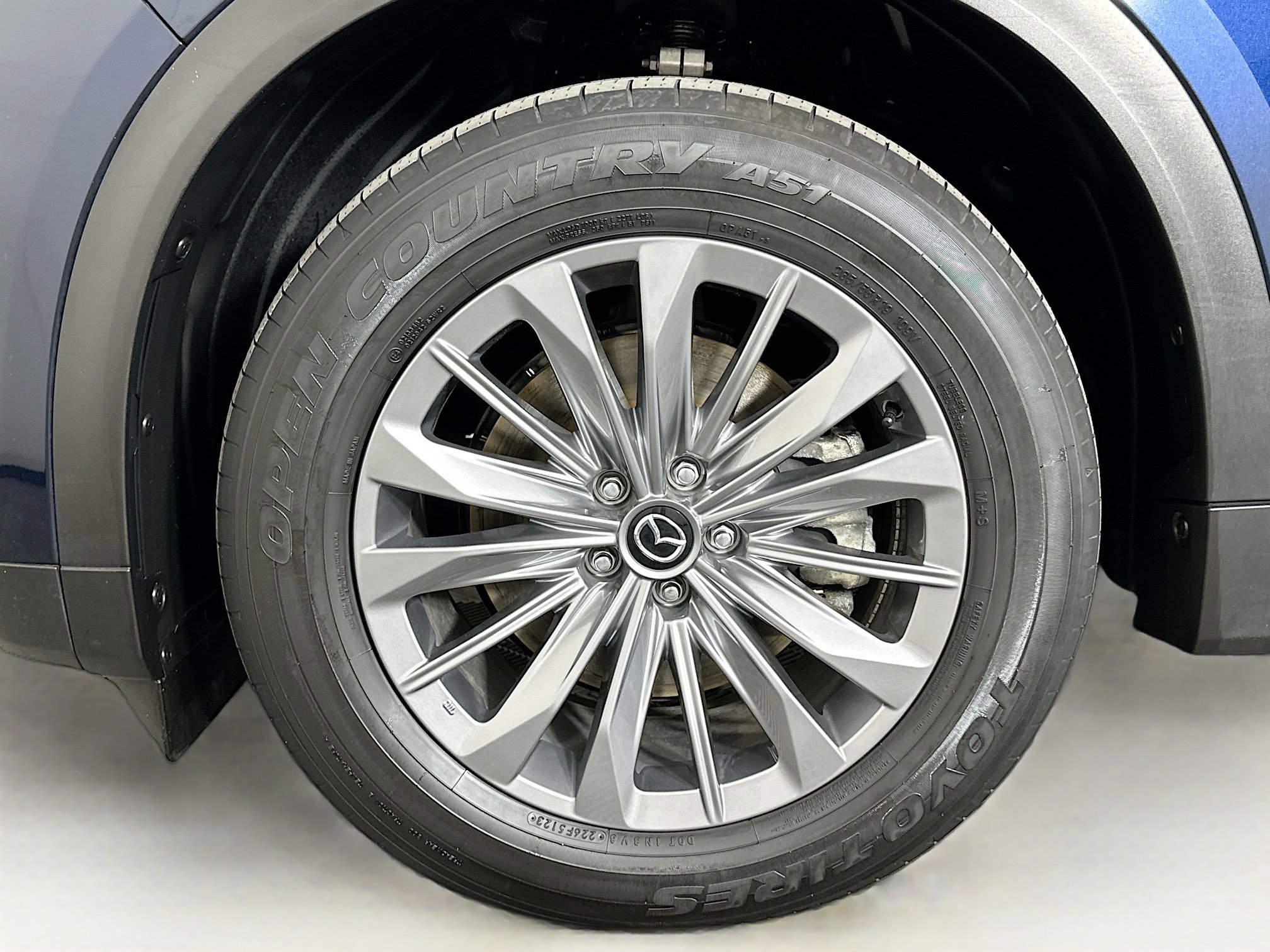 Used 2024 MAZDA CX-90 Plug-In Hybrid w/ Preferred AWD/4WD image 11