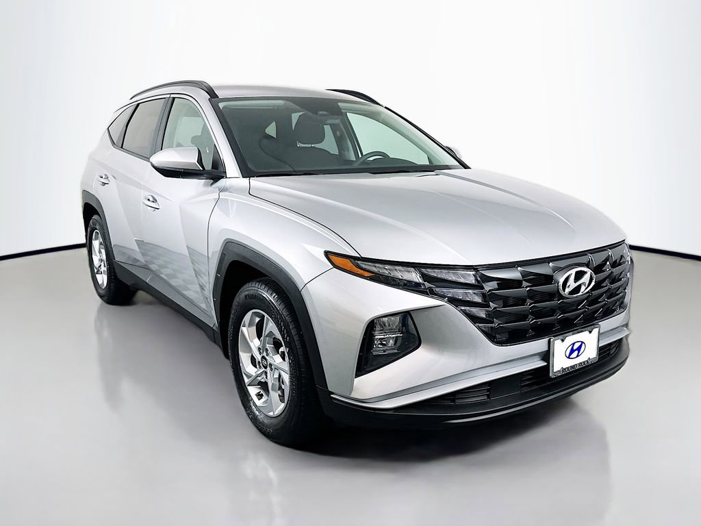 Certified 2024 Hyundai Tucson SEL FWD image 3