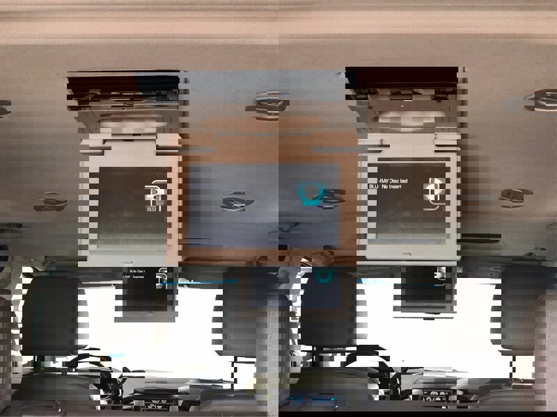 Used 2019 GMC Yukon XL SLT w/ Open Road Package AWD/4WD image 18