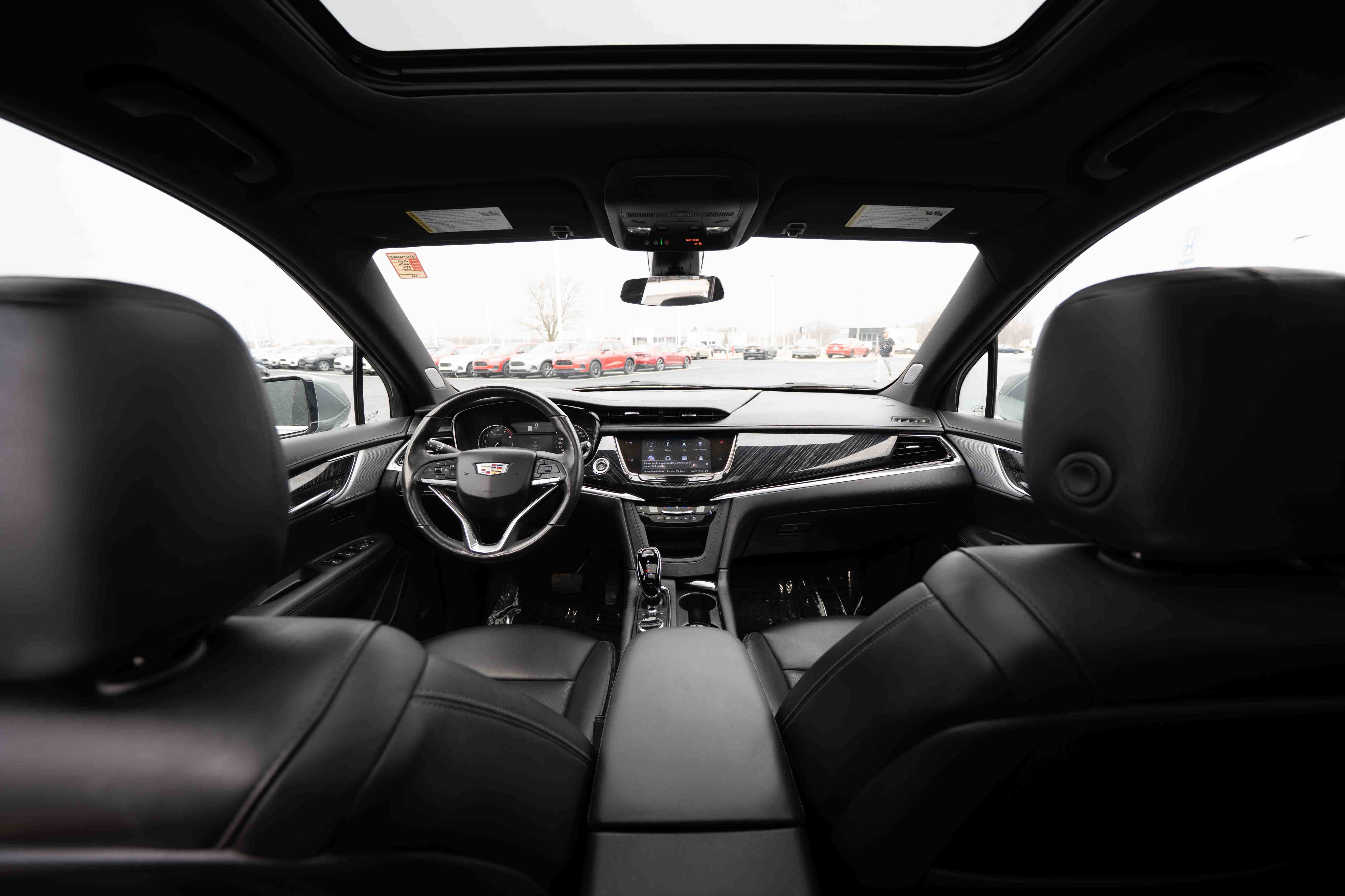 Used 2023 Cadillac XT6 Premium Luxury image 19