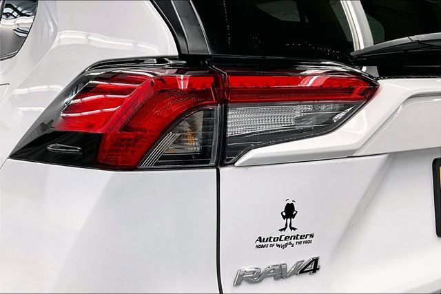 Used 2025 Toyota RAV4 LE image 33