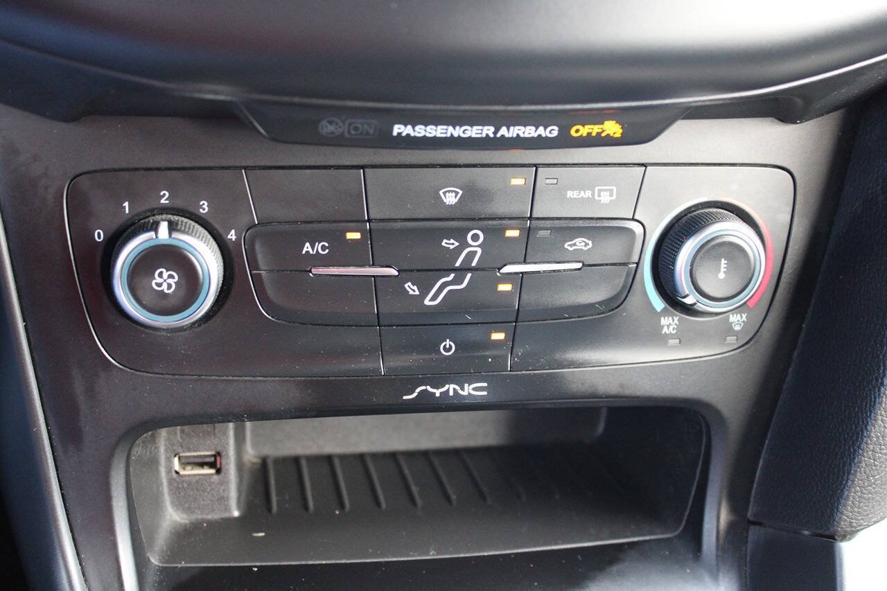 Used 2015 Ford Focus ST FWD image 30