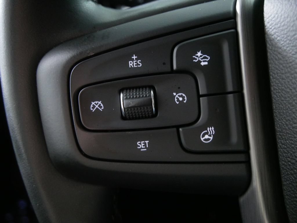 Used 2023 GMC Sierra 3500 Denali w/ Technology Package AWD/4WD image 26
