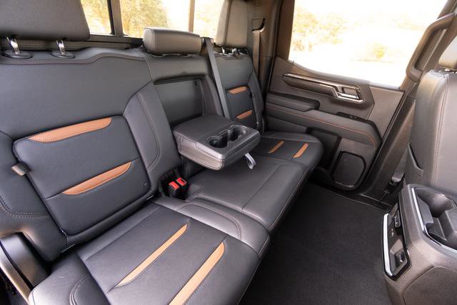 Used 2024 GMC Sierra 1500 AT4 w/ Technology Package image 33