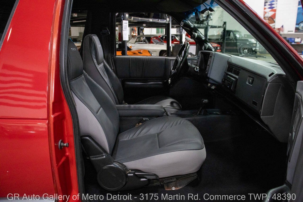 Used 1992 GMC Jimmy AWD/4WD image 40