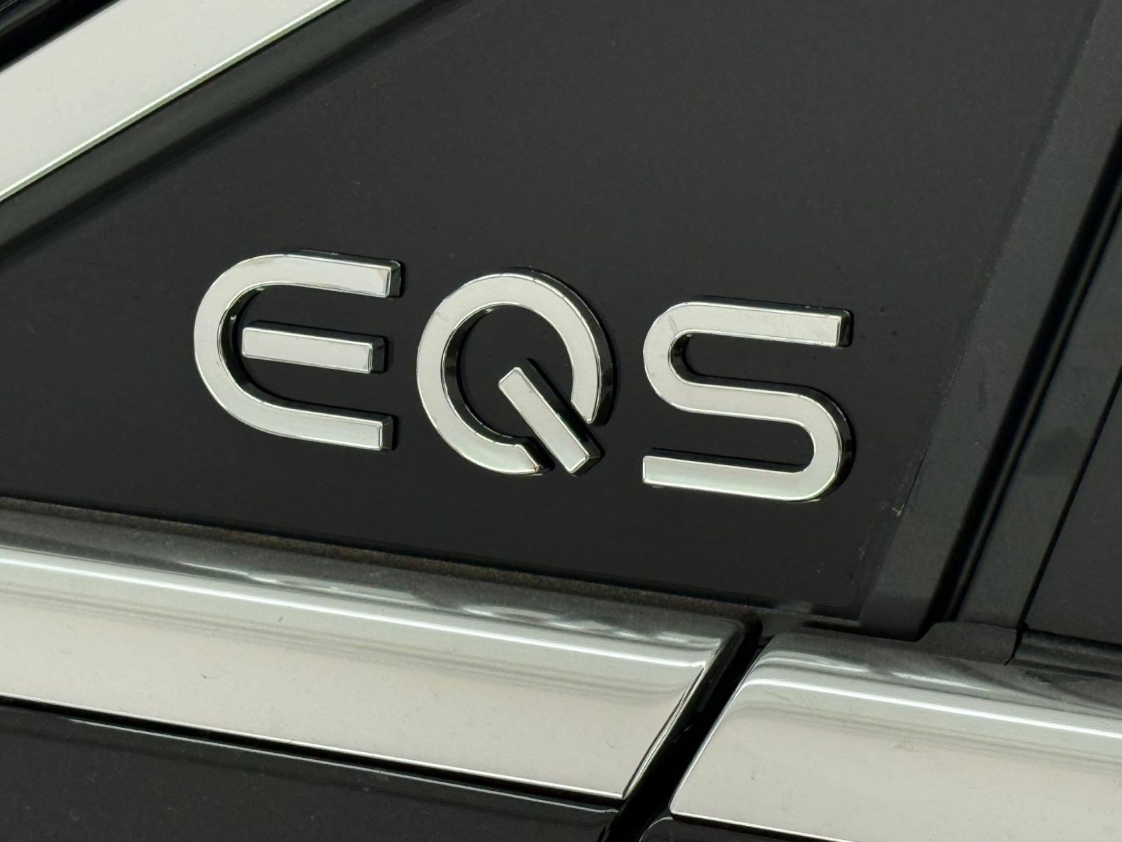 New 2027 Mercedes-Benz EQS 550 4MATIC SUV image 34