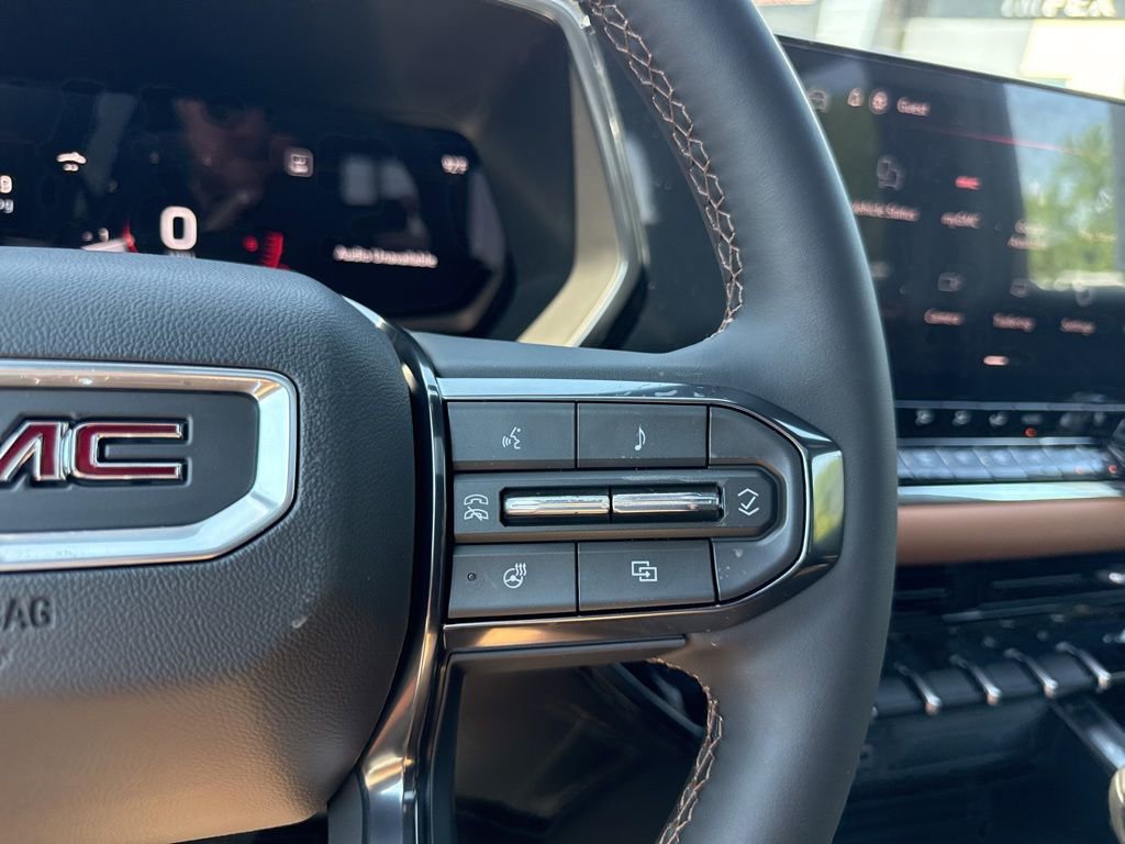 New 2026 GMC Canyon AT4 w/ Technology Plus Package AWD/4WD image 18