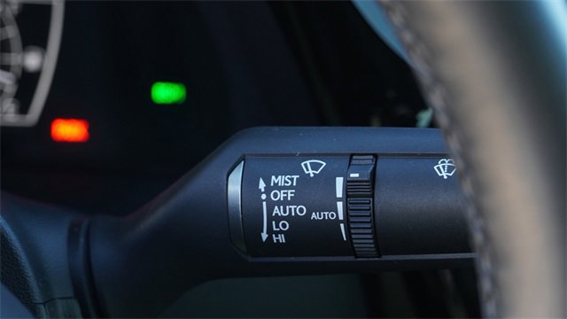 Used 2024 Lexus ES 250 w/ Premium Package image 32