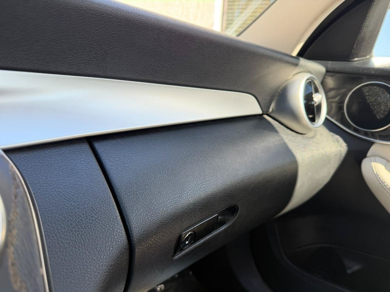 Used 2017 Mercedes-Benz C 300 Sedan image 30