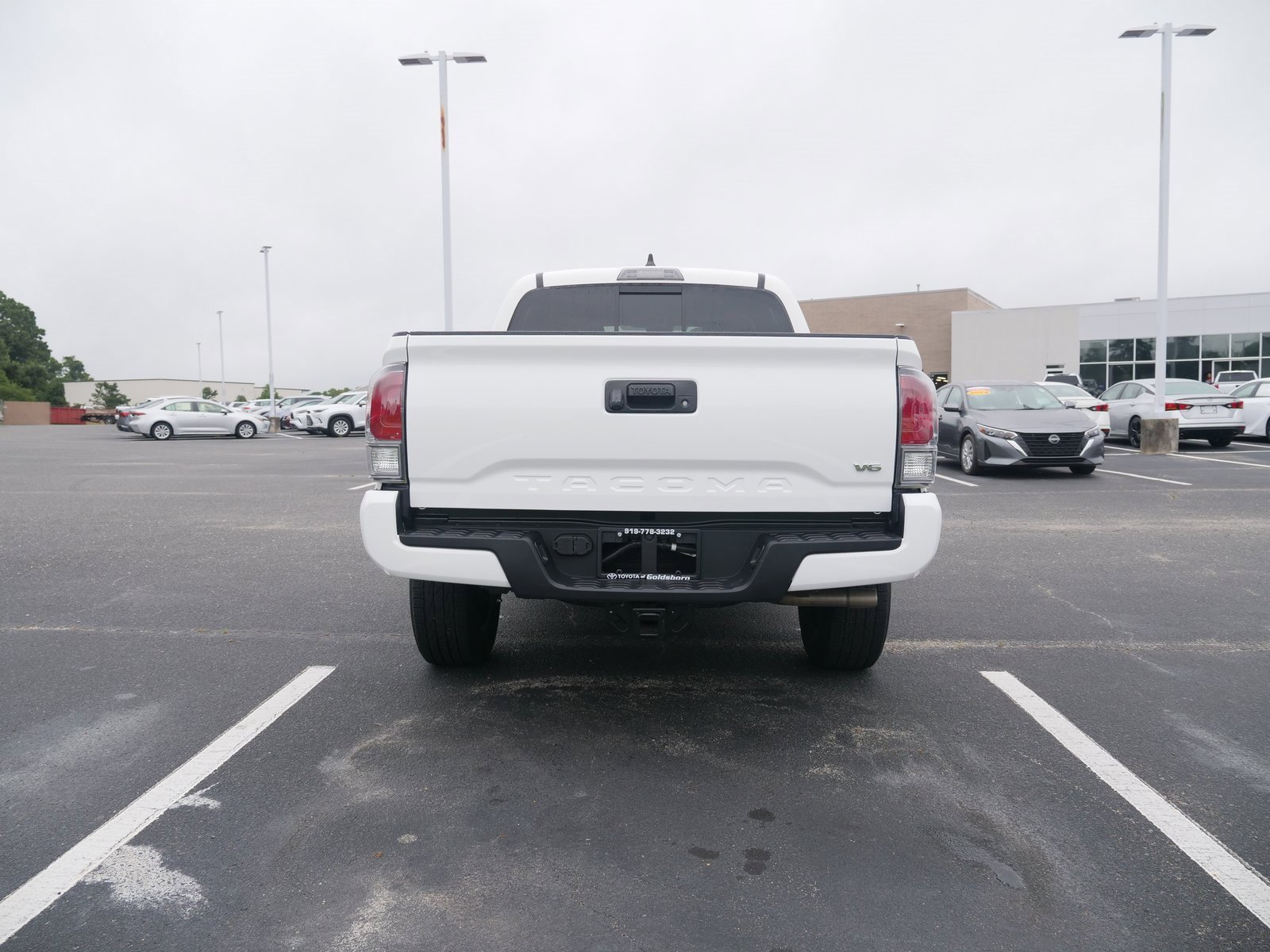 Used 2021 Toyota Tacoma TRD Sport image 5