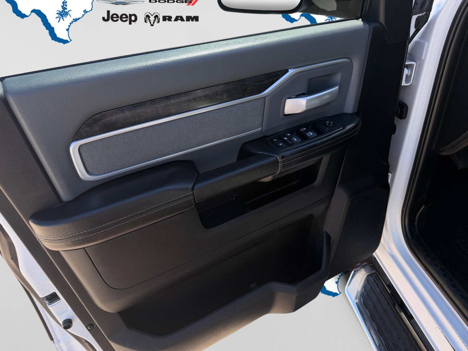 Certified 2022 RAM 2500 Big Horn AWD/4WD image 10