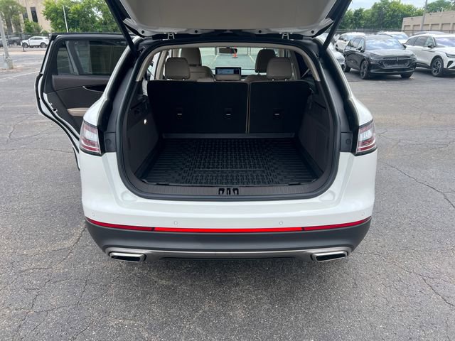 Used 2023 Lincoln Nautilus FWD w/ Premium Package image 27