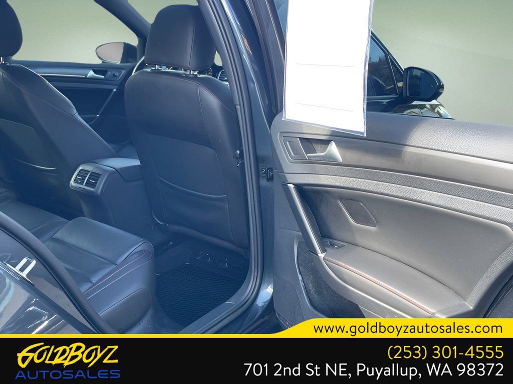 Used 2021 Volkswagen GTI SE image 11