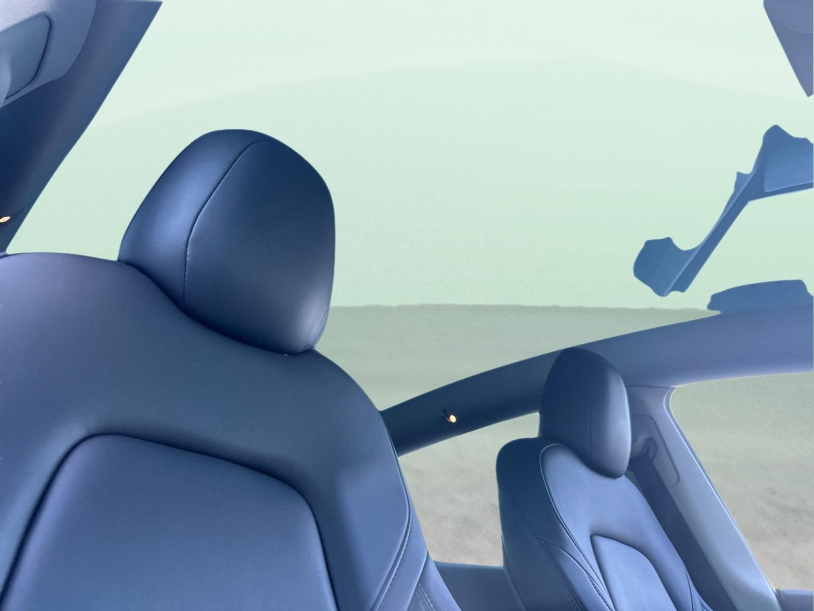 Used 2023 Tesla Model Y Long Range image 17