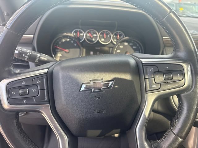 Used 2021 Chevrolet Suburban Z71 w/ Rear Media and Nav Package AWD/4WD image 12