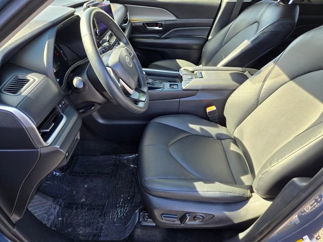 Certified 2025 Toyota Grand Highlander XLE image 10